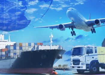 The Difference Between A Freight Forwarder And A Shipping Company