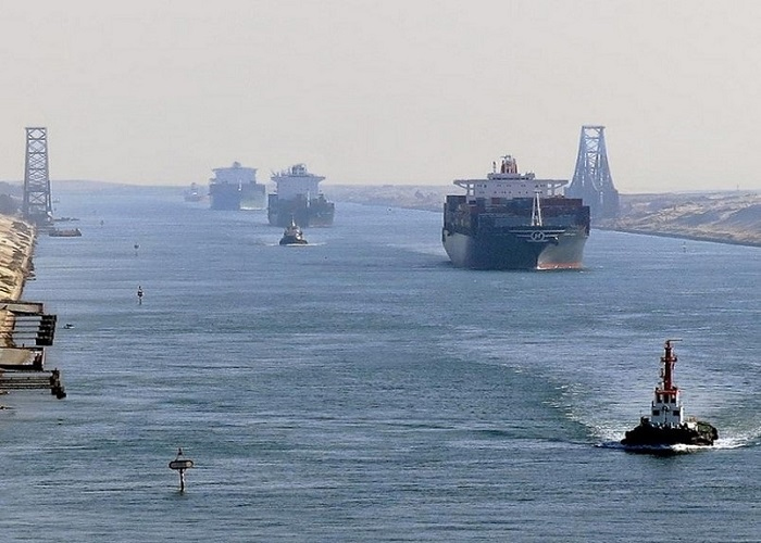 World’s Largest Containership Transits Suez Canal