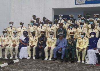 Naval War College Graduates 22 Officers