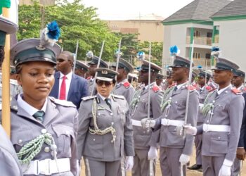 Customs Commissions 415 Cadets, Warns Against Act of Indiscipline, Disloyalty To Service