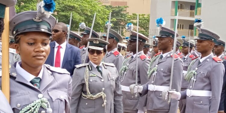 Customs Commissions 415 Cadets, Warns Against Act of Indiscipline, Disloyalty To Service