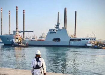 Navy New Defence Ship, NNS KADA, Visits Oman