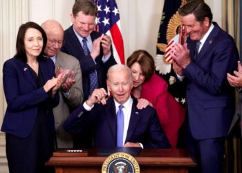 US President Biden Signs The Ocean Shipping Reform Act Into Law