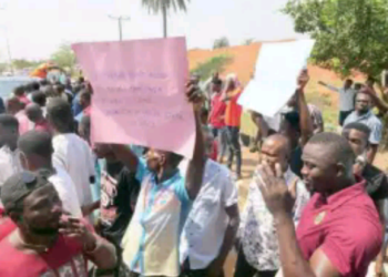 Community Grounds OML 30 Over Sack Of Kinsmen In Delta