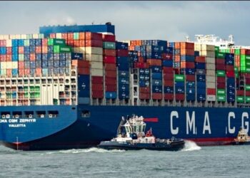 Record TEU Transits Panama Canal on CMA CGM Boxship