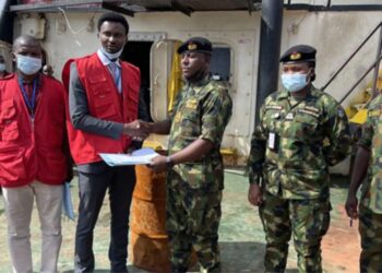 Alleged Bunkering: Navy Hands Over 5 Suspects, 1 Vessel To EFCC