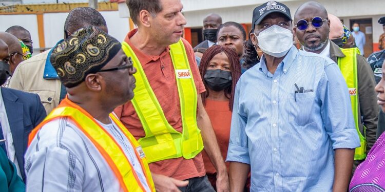 Minister Lauds SIFAX Group, Pledges FG Support