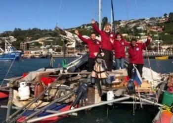 Ukrainian Mariners Rescue Russian Sailing Vessel in the Pacific