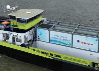 Future Proof Shipping Launches 1st Hydrogen-Powered Inland Containership