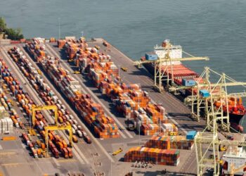 Canada Funds Montreal’s New Container Terminal