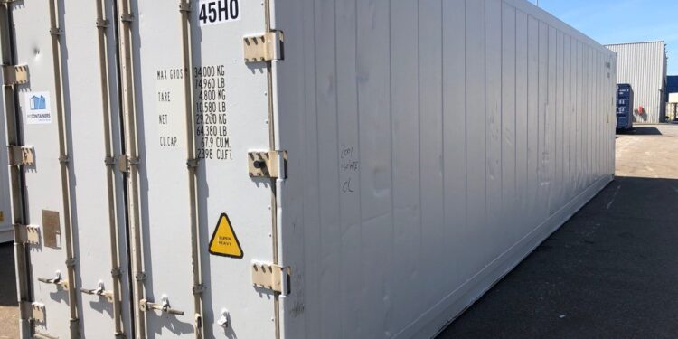 SHIPTALK: What Are Insulated Shipping Containers?