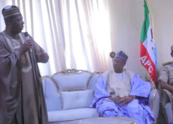 Apapa Decorates 14 Comptrollers, Others As ACG Orbih Harps on Professionalism