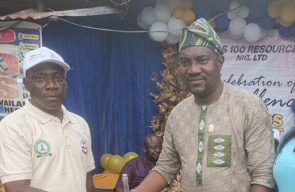 ONAS 100 Resources Celebrates Dedicated Staff With Cash Rewards, Vehicle Gift