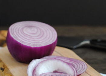 ONIONS: The Good Old Healing Vegetable