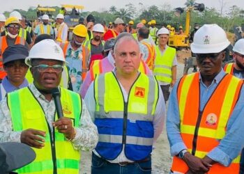 Traffic Indiscipline: Umahi Warns Of Possible Closure Of Lagos-Calabar Coastal Highway