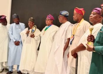 Oyebamiji Bags ‘Most Media Friendly Maritime CEO’ Award as Oyetola Reviews NIWA Milestones