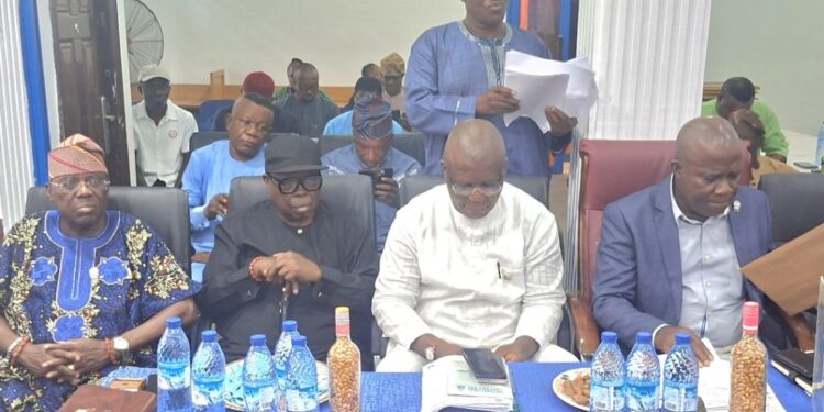 Freight Forwarders Breathe Easy as Customs Maintains Old Licensing Fees