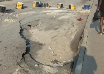 Death Trap on Marine Road: Residents, Port Users Raise Alarm Over Imminent Collapse of Apapa Road