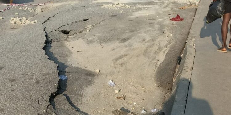 Death Trap on Marine Road: Residents, Port Users Raise Alarm Over Imminent Collapse of Apapa Road