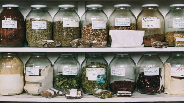Herbal Remedies: Nutritionist Raises Safety Concerns