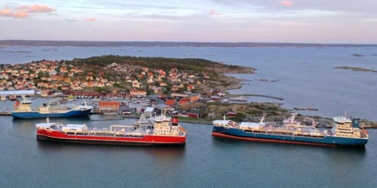 Multi-Owner Tanker Order Lands At China Merchants