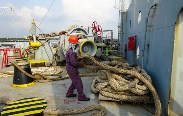 SHIPTALK: Main Reasons Seafarers Quit Sea Jobs   (1)