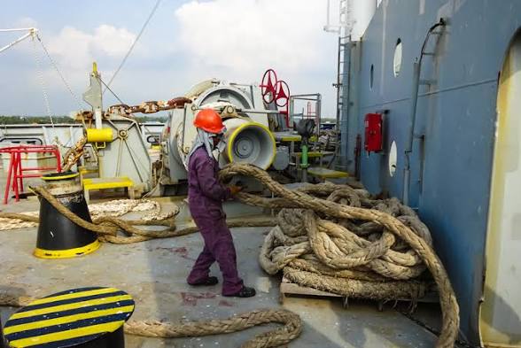 SHIPTALK: Main Reasons Seafarers Quit Sea Jobs   (1)