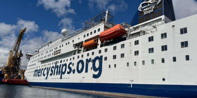 Mercy Ships Returns To Ghana After 19 Years, Targets 2,600 Free Surgeries